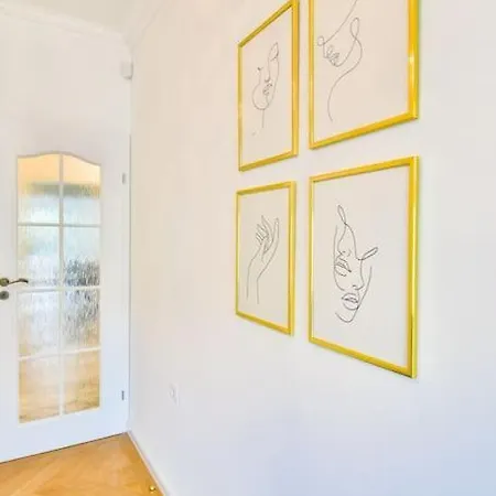 Apartment Diplomatic Haven By Lmg *
