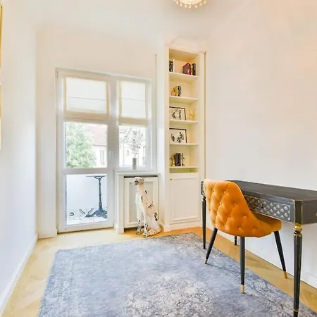 Diplomatic Haven By Lmg Apartament *